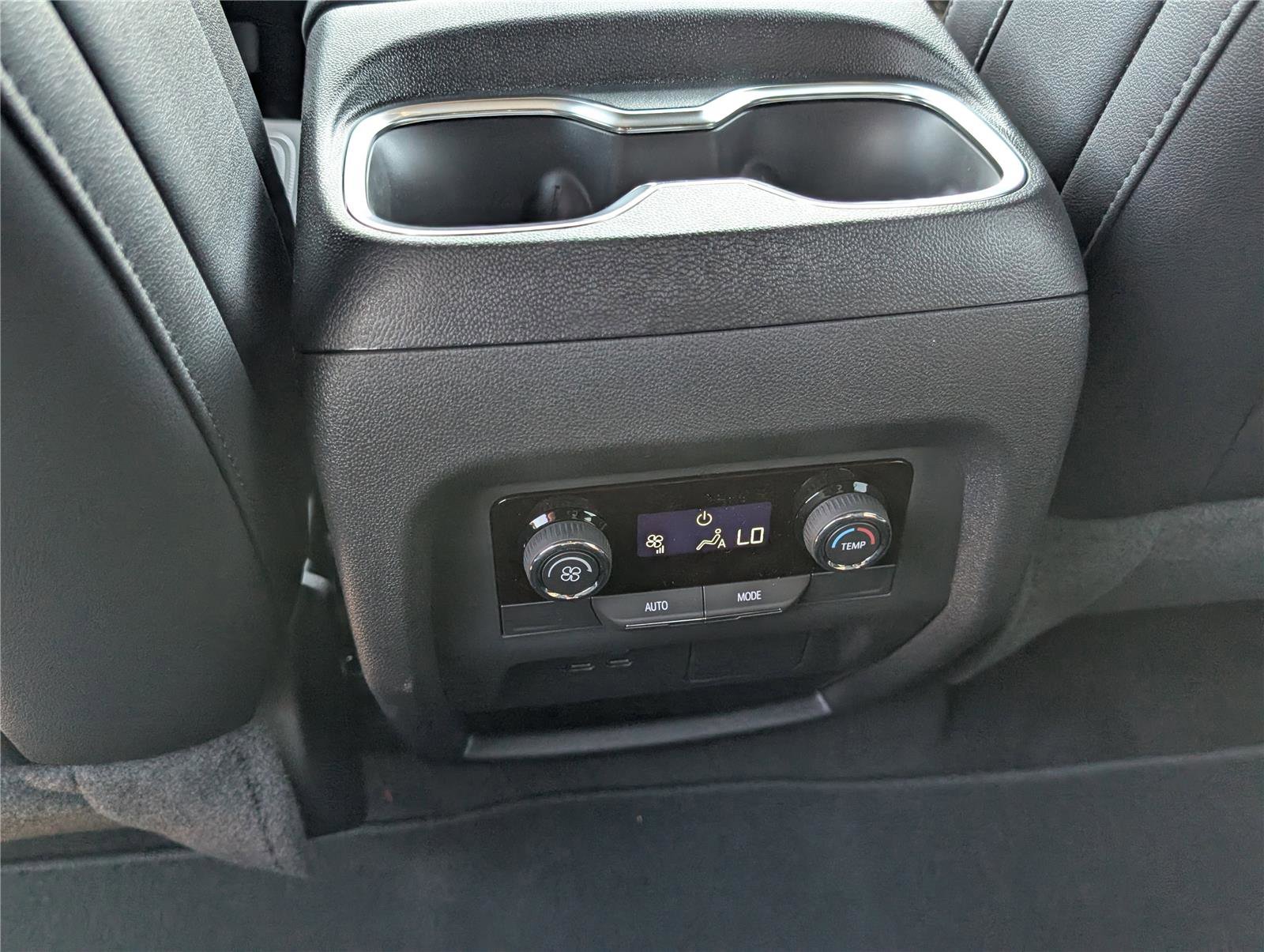 New 2026 Chevrolet Traverse LT AWD/4WD image 16