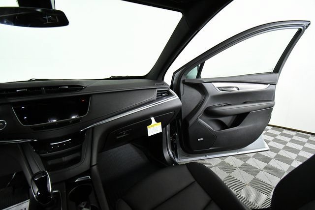 New 2026 Cadillac XT5 Luxury w/ LPO, Floor Liner Package FWD image 13