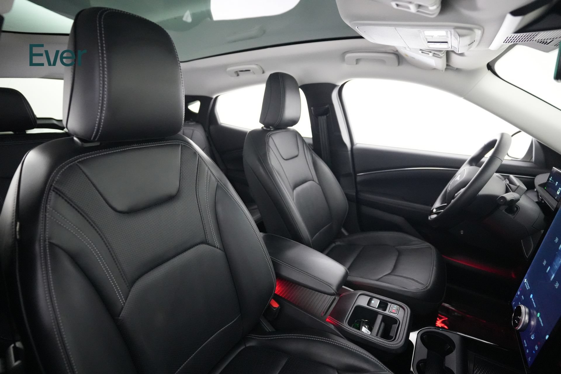 Used 2025 Ford Mustang Mach-E Premium RWD image 23
