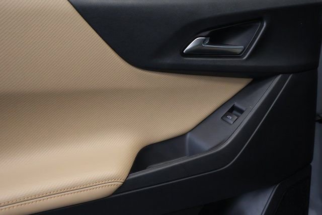 New 2026 Chevrolet Equinox ACTIV w/ Convenience Package III image 28