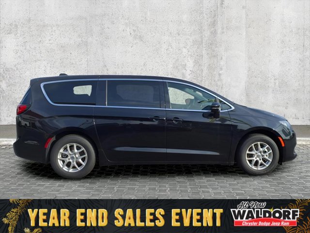 New 2025 Chrysler Voyager LX video 2