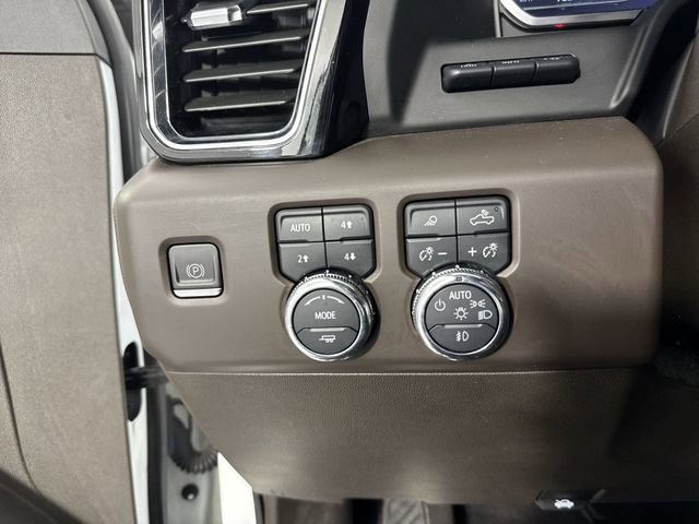 Used 2022 GMC Sierra 1500 Denali w/ Technology Package AWD/4WD image 15