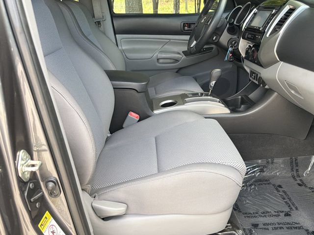 Used 2014 Toyota Tacoma PreRunner w/ TRD Sport Package RWD image 15