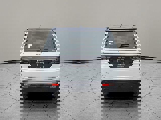 New 2026 Jeep Grand Wagoneer Summit image 11