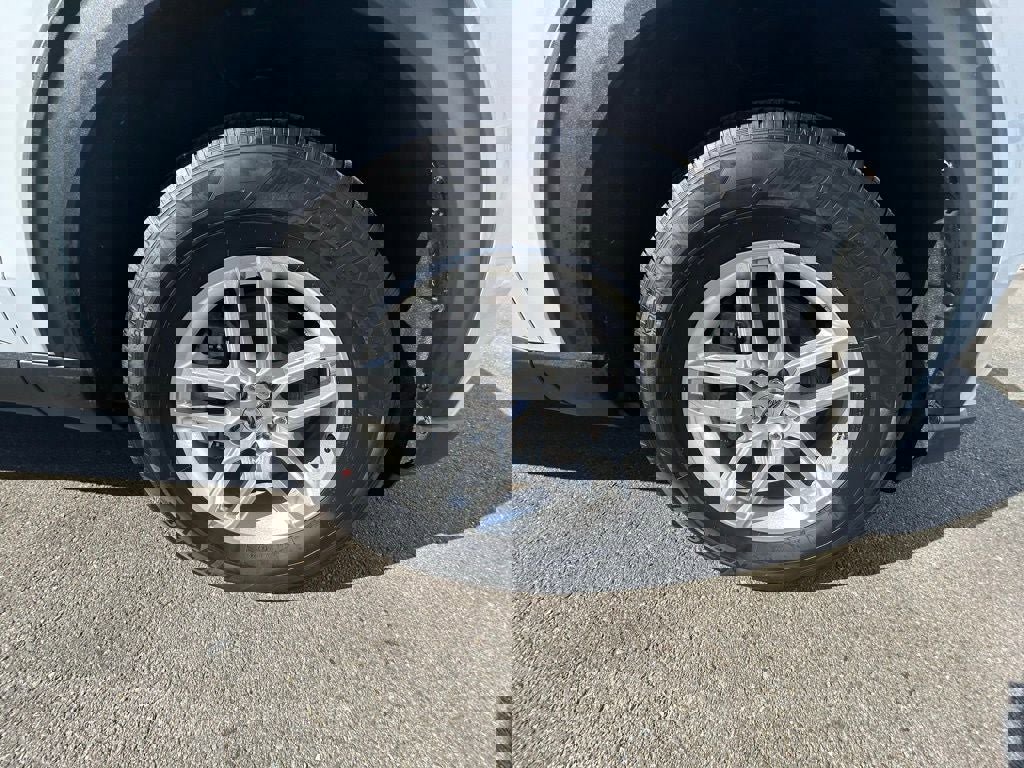 Used 2025 Ford Explorer Active image 11