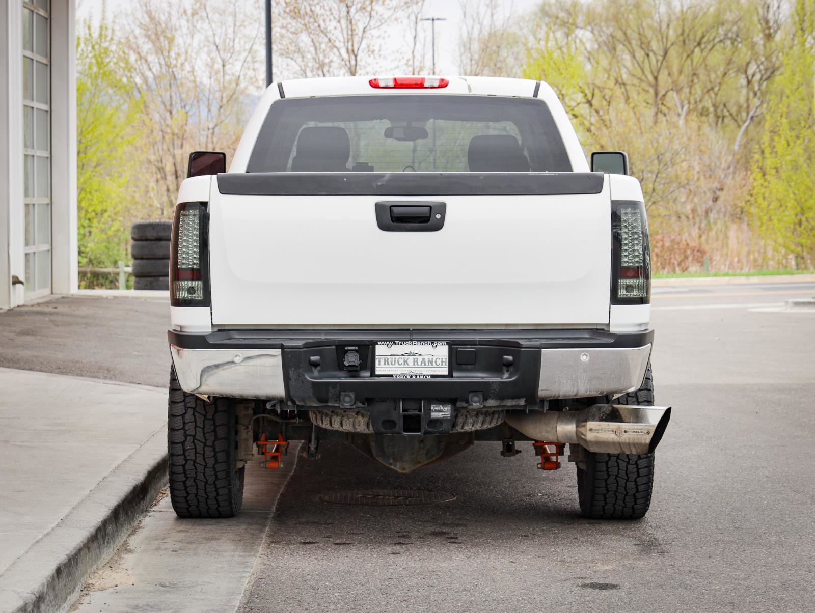 Used 2013 GMC Sierra 2500 SLE w/ SLE Preferred Package image 4