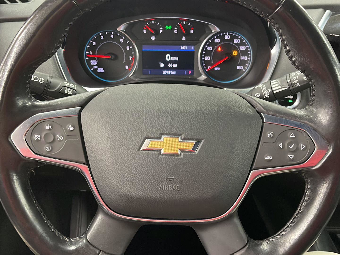 Used 2022 Chevrolet Traverse LT image 7