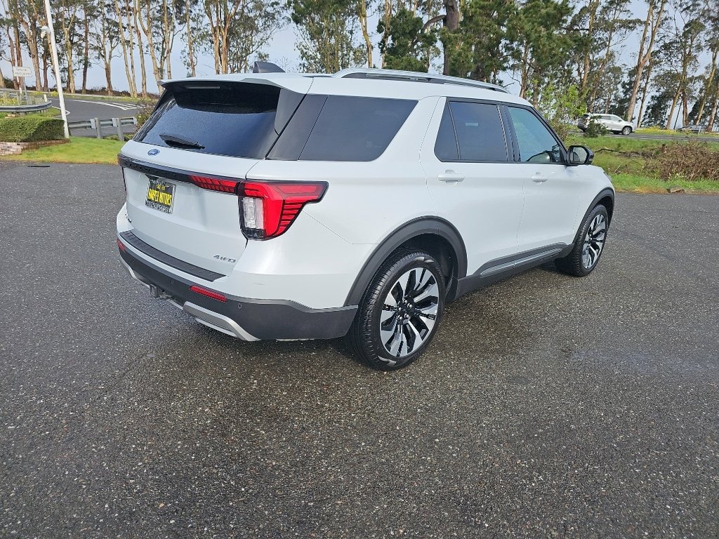 Used 2025 Ford Explorer Platinum w/ LUX Leather Package image 6