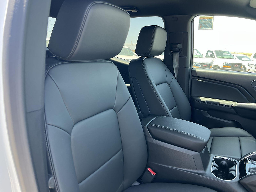 New 2026 GMC Canyon Elevation w/ Convenience Package RWD image 29