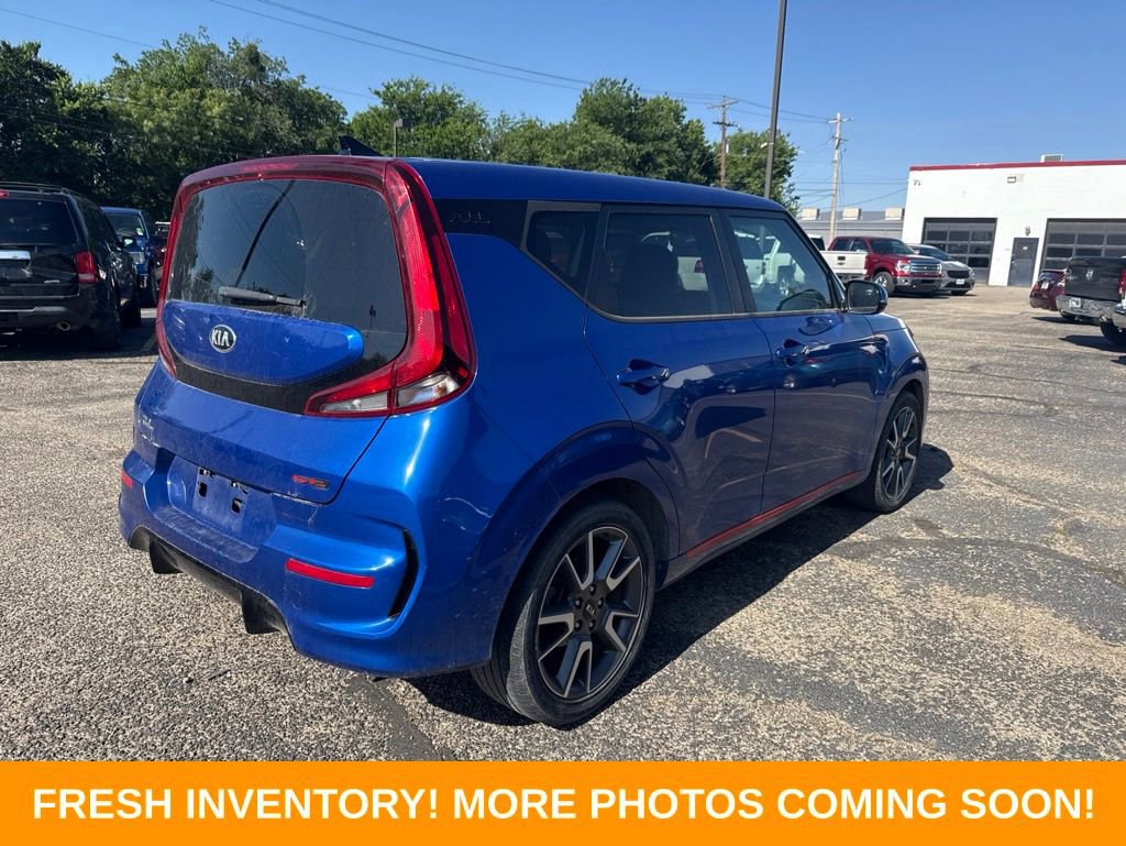 Used 2020 Kia Soul GT-Line w/ GT 2.0L Power Sunroof Package FWD image 2