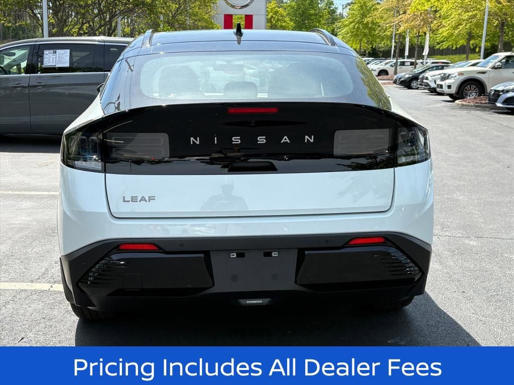 New 2026 Nissan Leaf Platinum+ w/ Cargo Package (Platinum+) FWD image 6