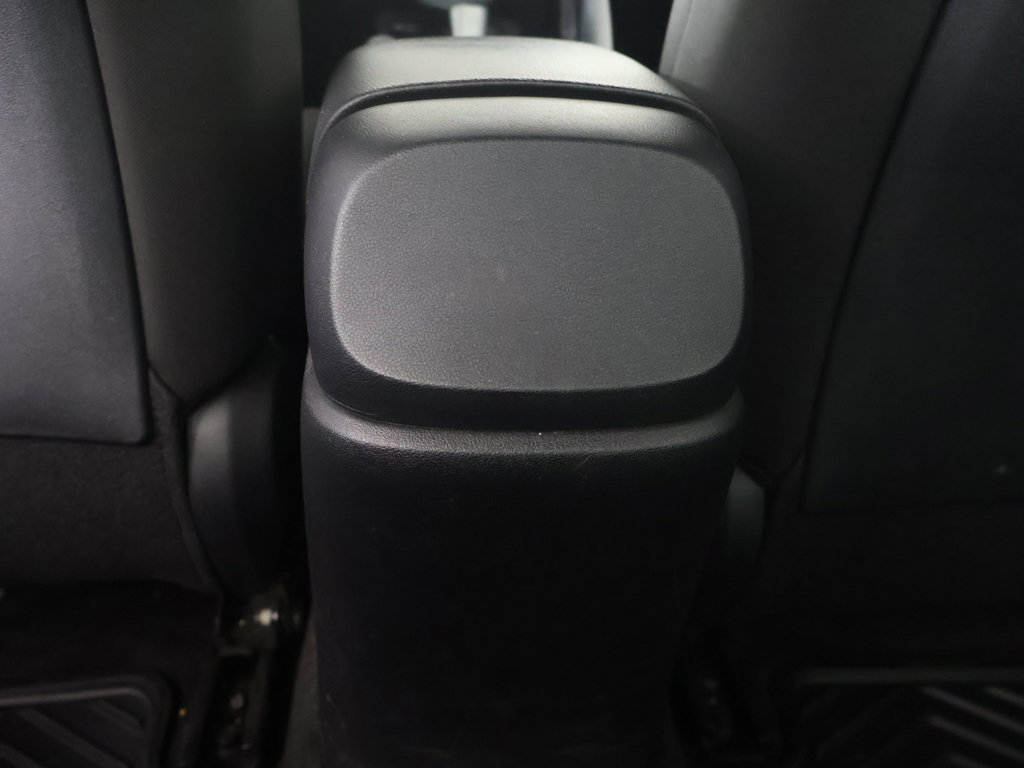 Used 2023 Hyundai Elantra SEL w/ Winter Weather Package FWD image 43