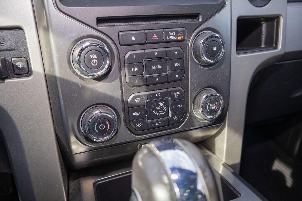 Used 2014 Ford F150 FX4 w/ Equipment Group 402A Luxury image 21