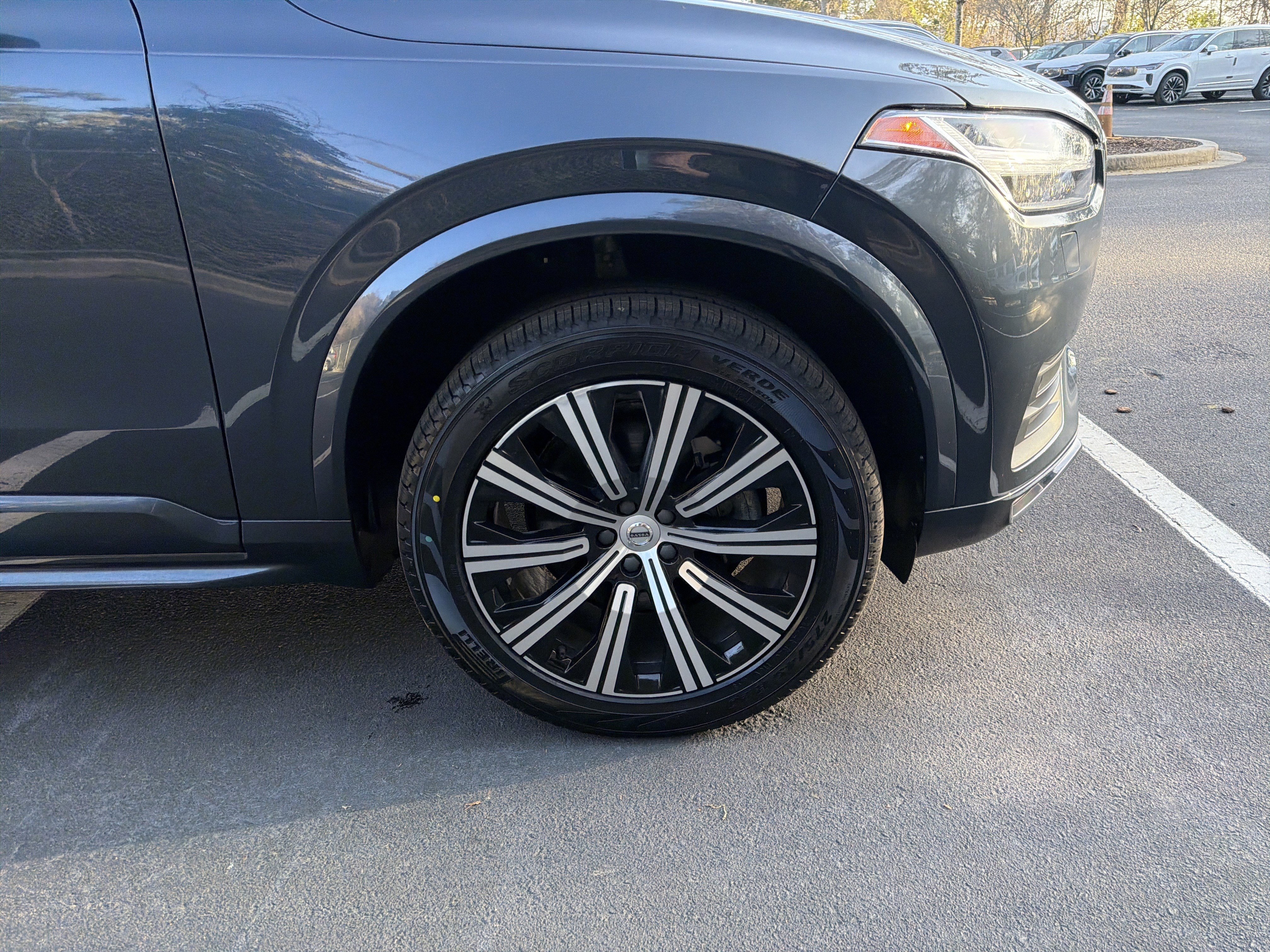 Certified 2023 Volvo XC90 B6 Core w/ Climate Package image 13