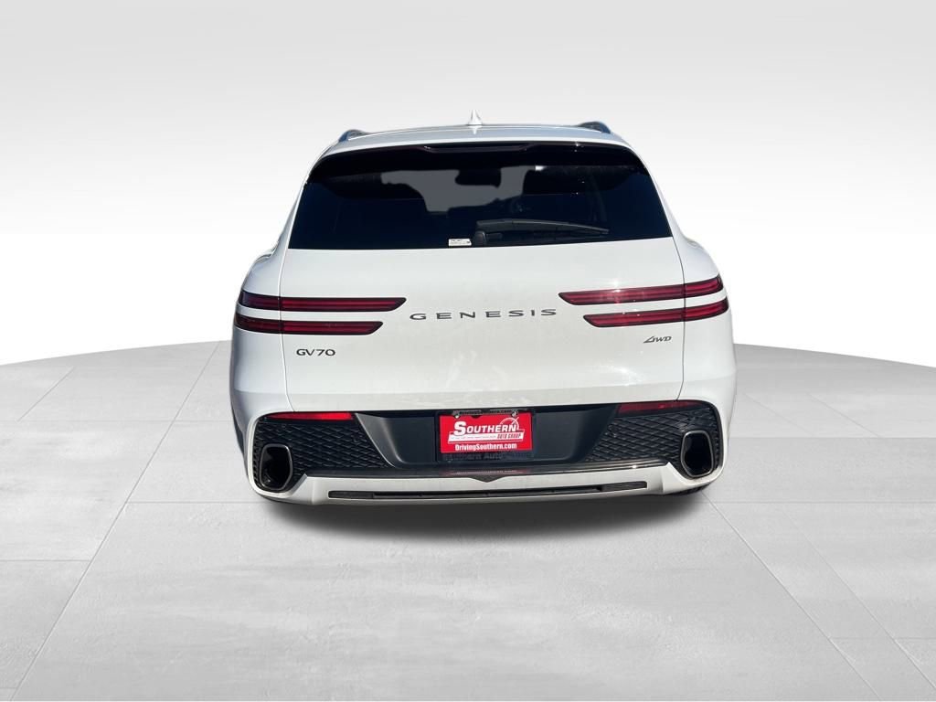 Used 2025 Genesis GV70 2.5T image 4