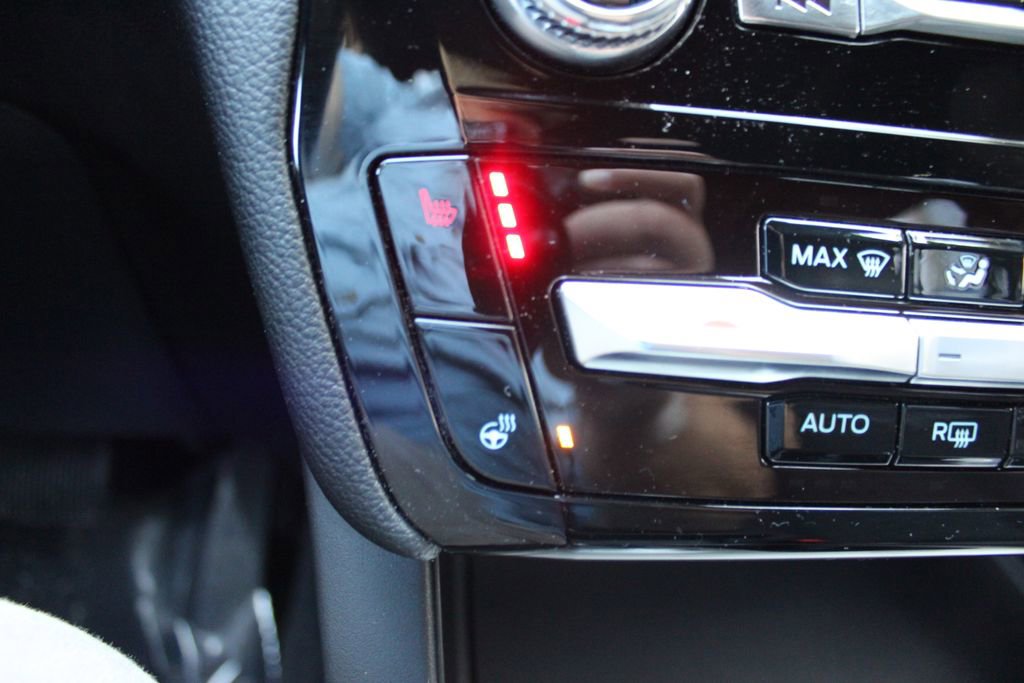 Used 2022 Ford Explorer ST-Line AWD/4WD image 13