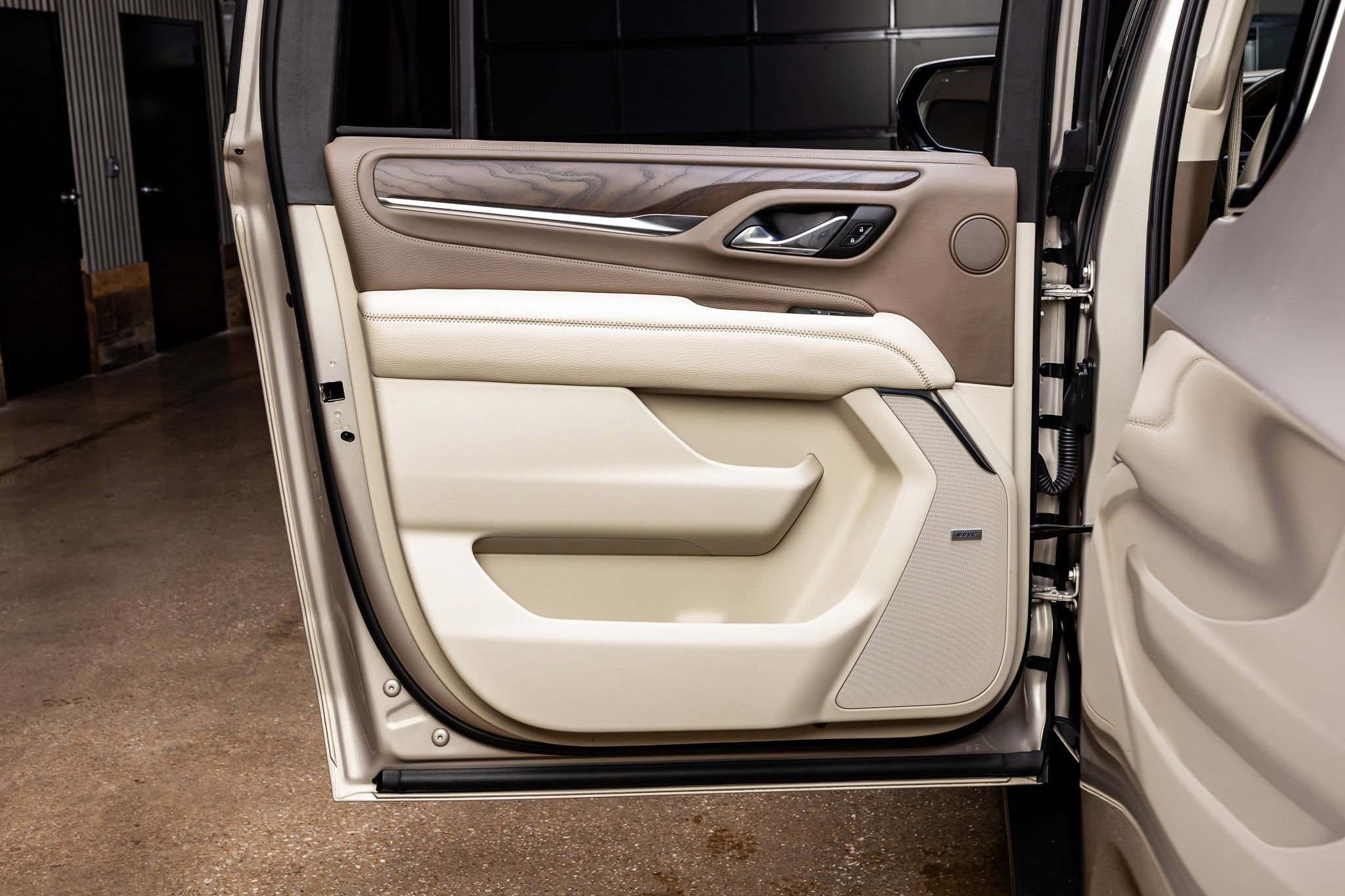 Used 2021 GMC Yukon XL Denali w/ LPO, Illumination Package image 35