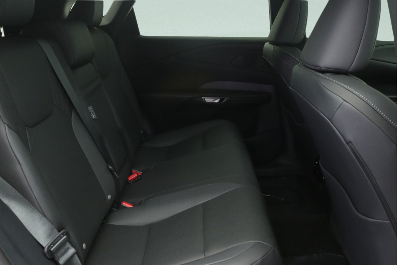 Used 2025 Lexus RX 350 FWD w/ Technology Package image 29