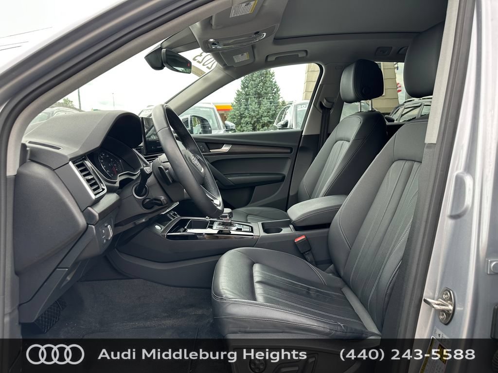 Certified 2023 Audi Q5 2.0T Premium w/ Convenience Package AWD/4WD image 12