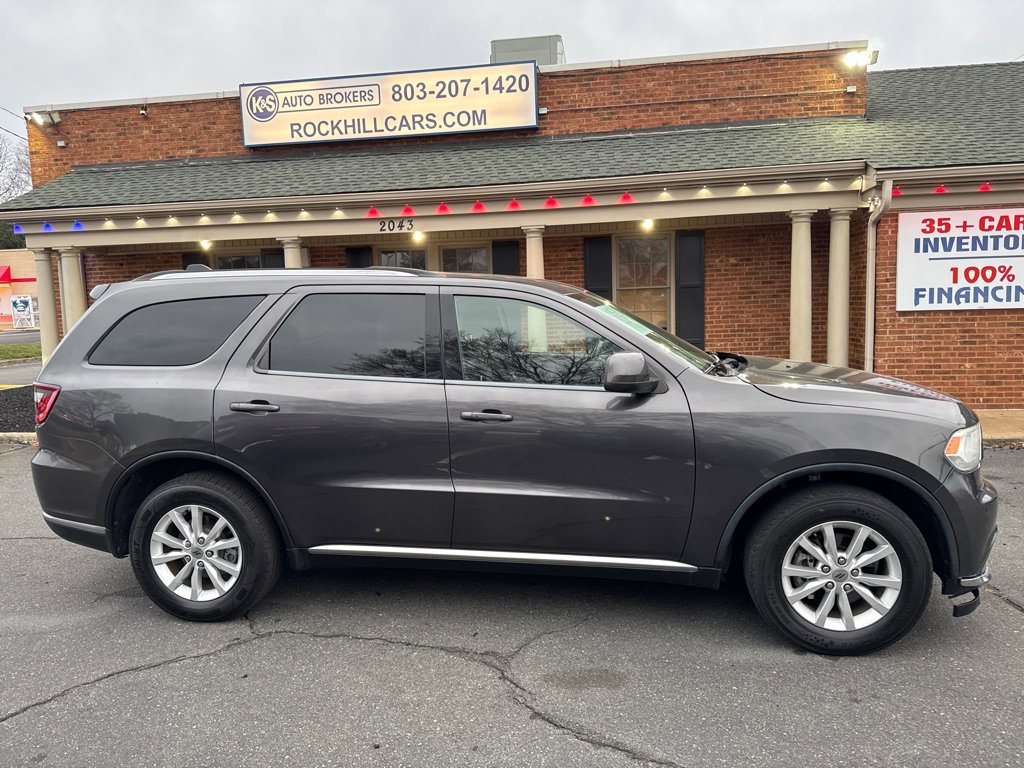 Used 2019 Dodge Durango SXT AWD/4WD image 3
