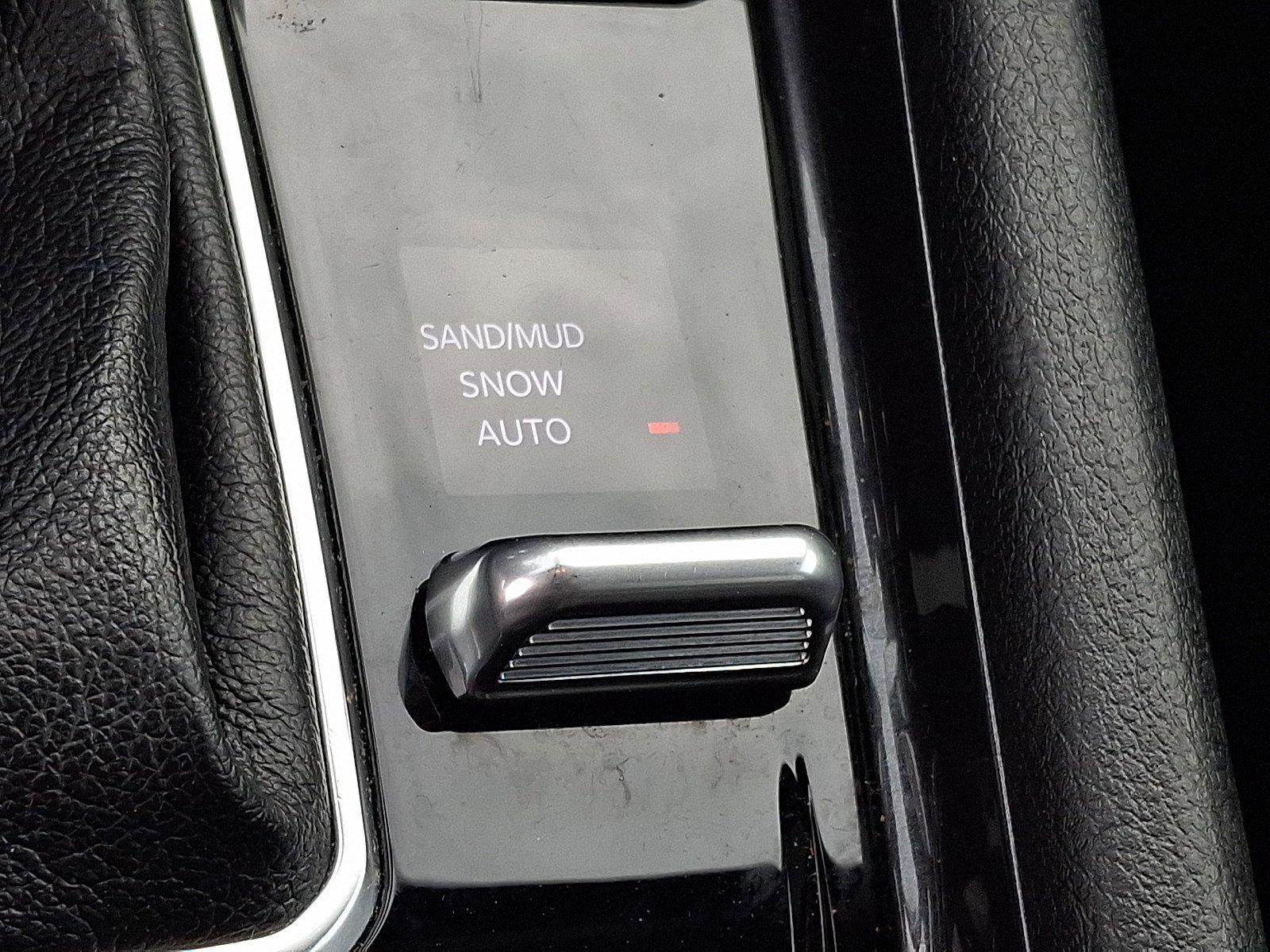 Used 2024 Jeep Compass Latitude image 22