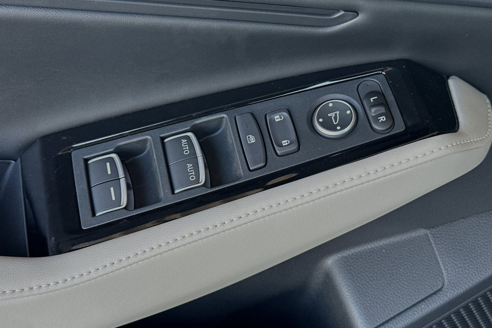 New 2025 Honda Accord Touring image 11