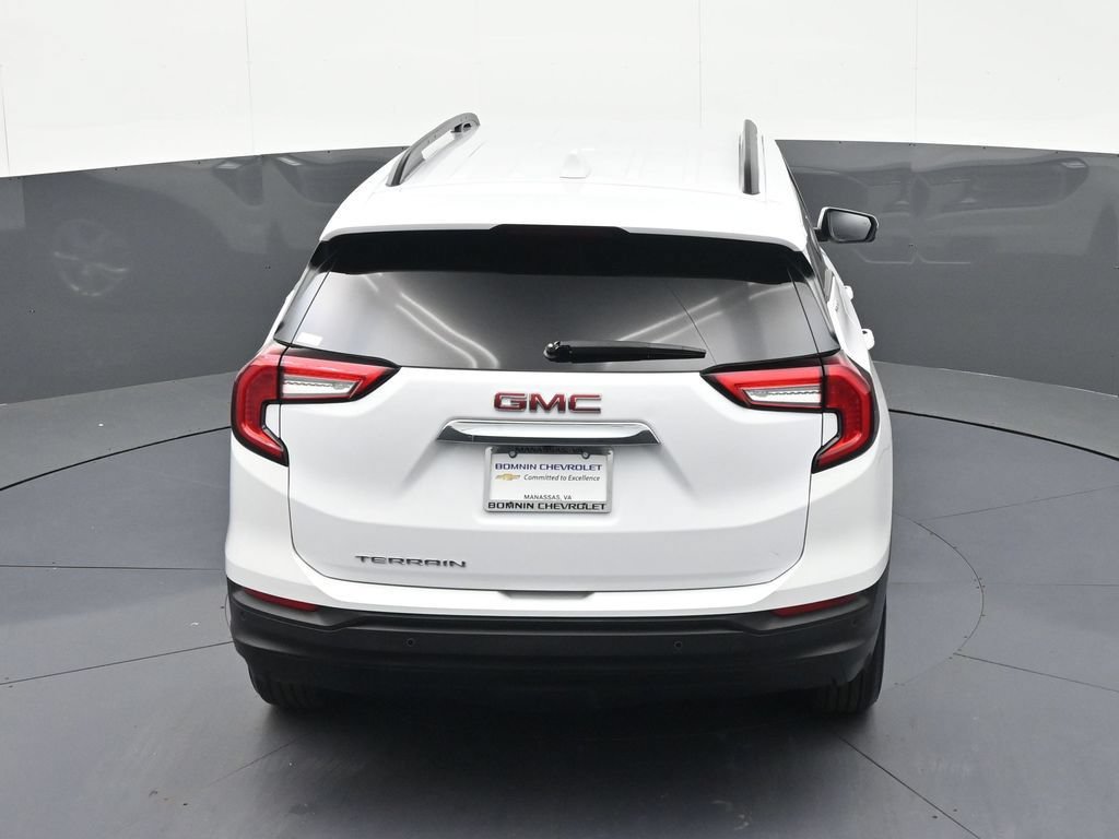 Certified 2024 GMC Terrain SLE w/ Driver Convenience Package FWD image 25