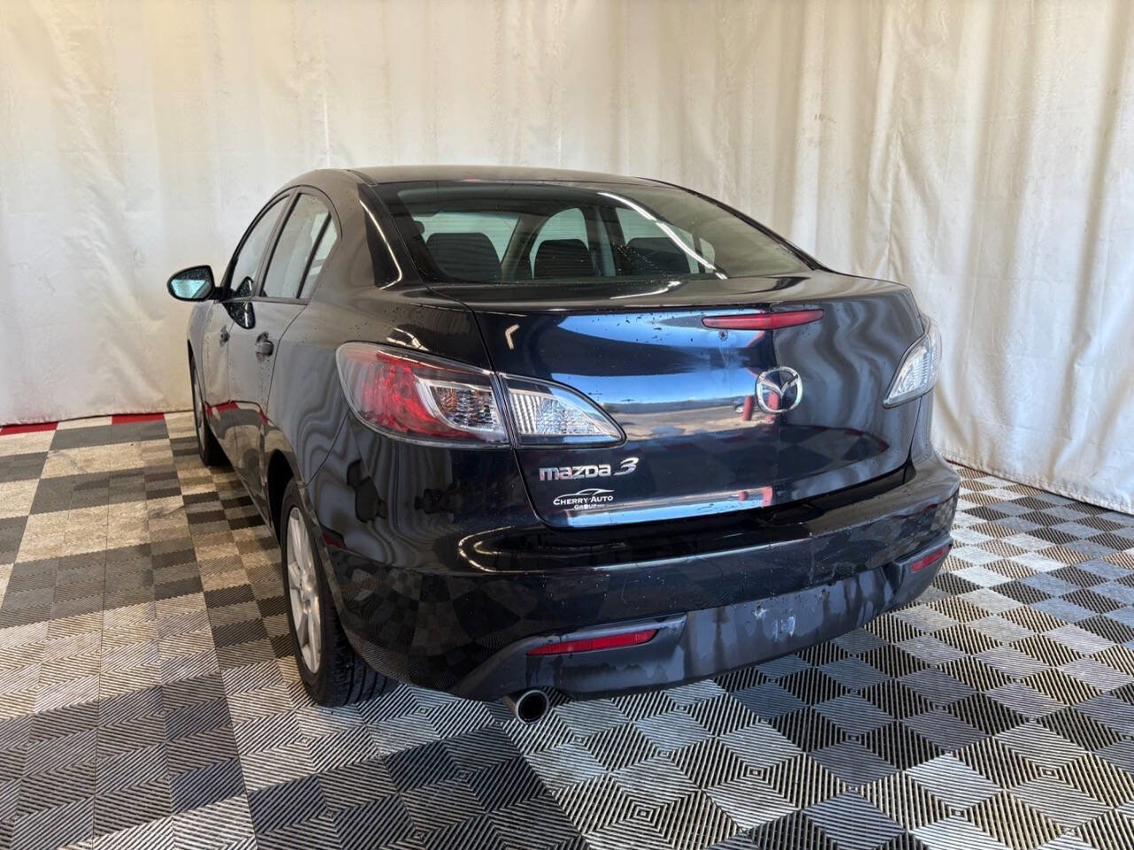 Used 2010 MAZDA MAZDA3 i Touring image 5