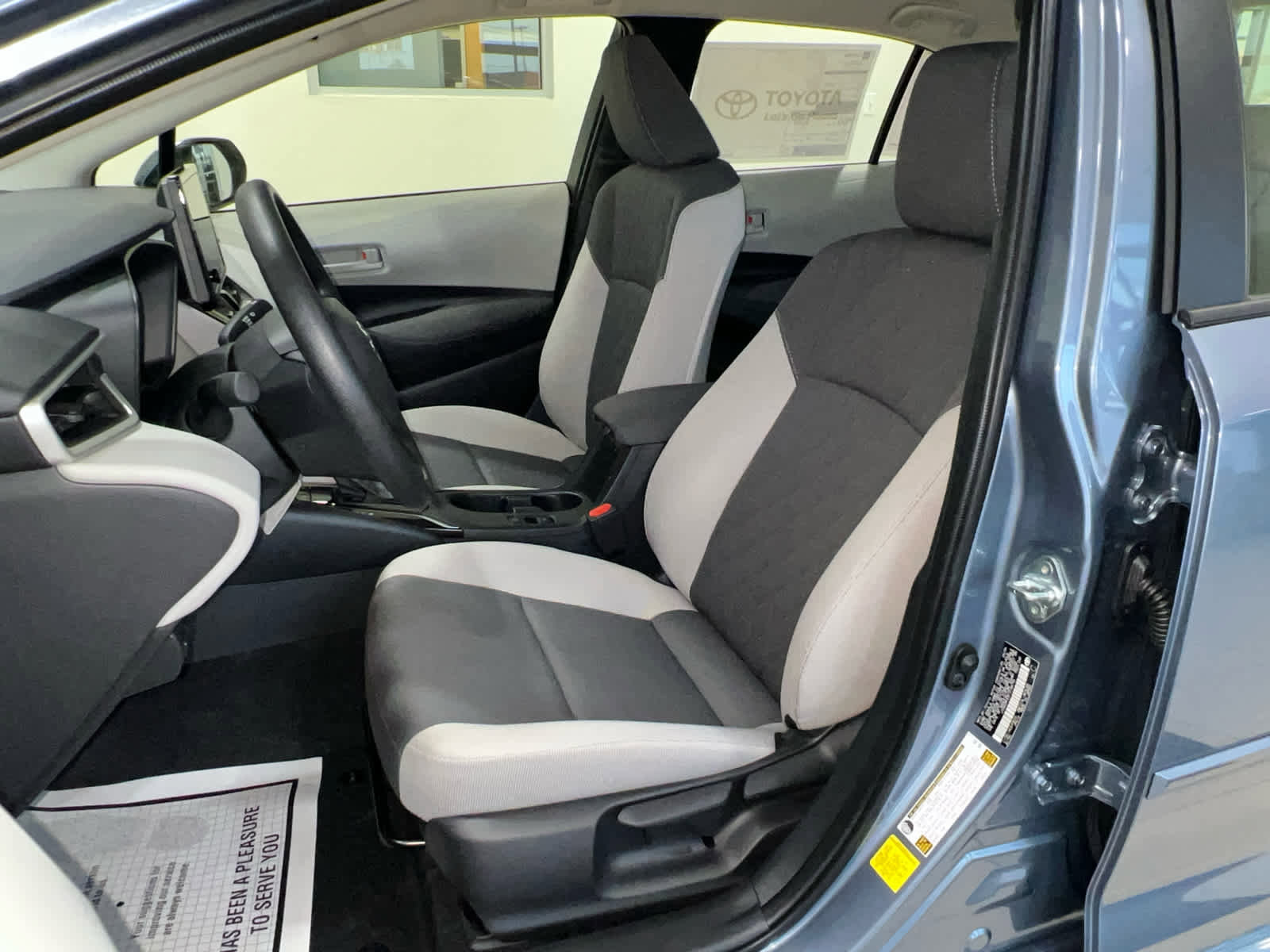 New 2026 Toyota Corolla LE w/ LE Premium Package FWD image 12