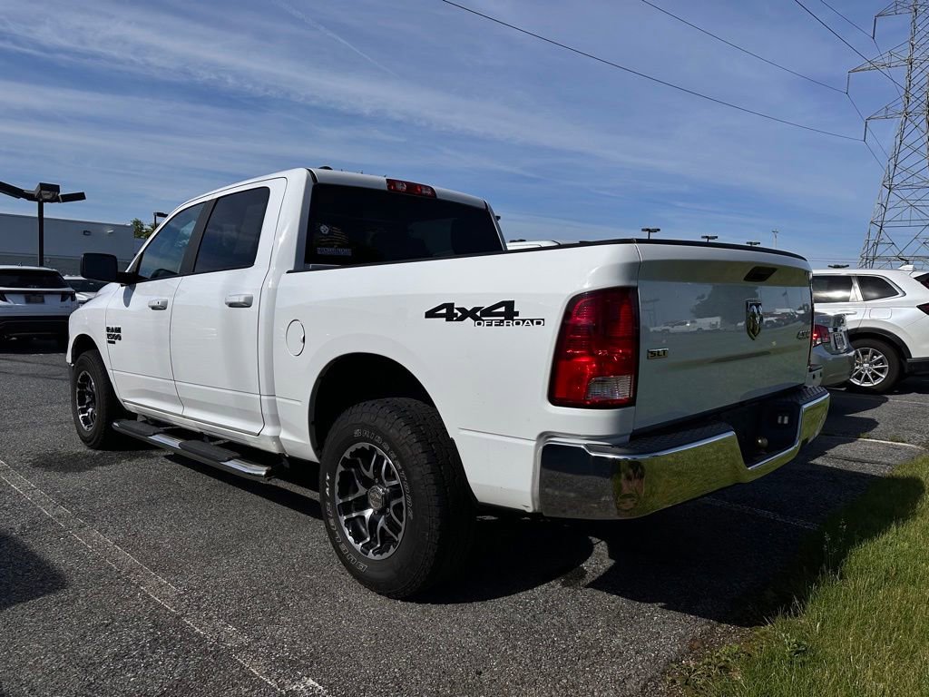 Used 2021 RAM 1500 Classic SLT AWD/4WD image 3