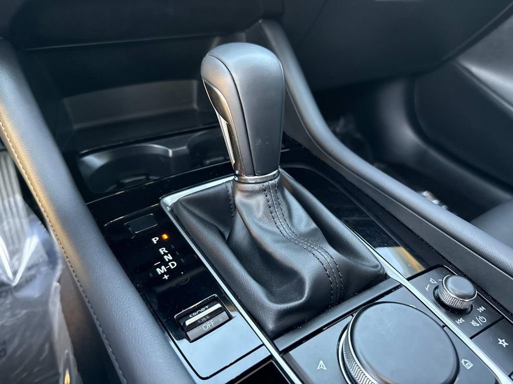 Used 2024 MAZDA MAZDA3 s image 32