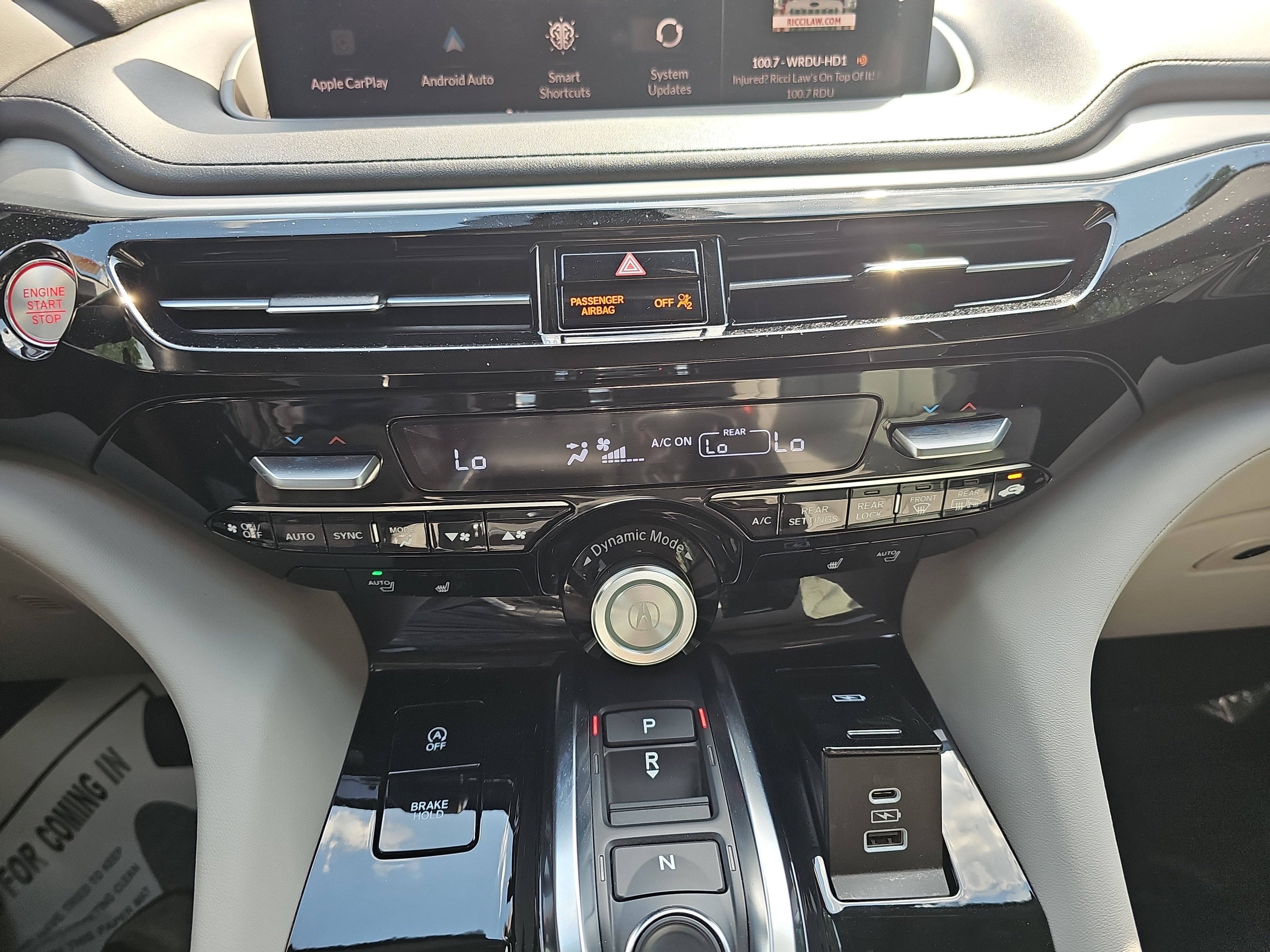 Used 2024 Acura MDX SH-AWD w/ Technology Package image 21