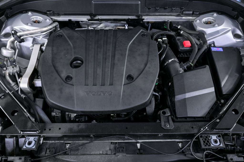 Certified 2023 Volvo XC60 B5 Ultimate image 36