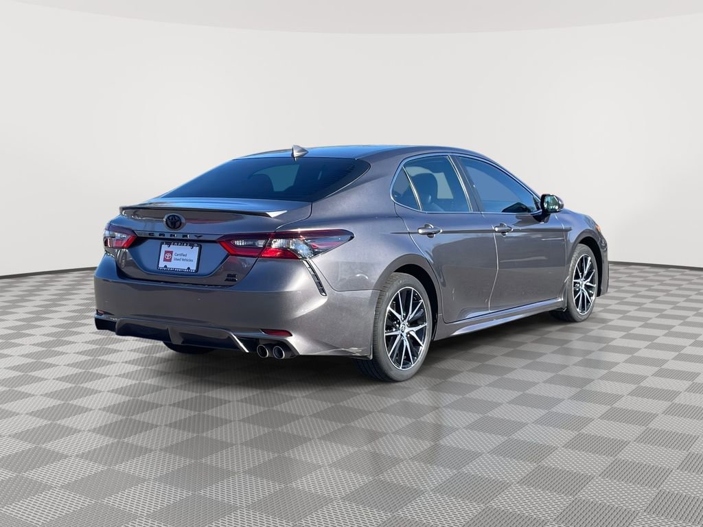 Used 2024 Toyota Camry SE image 7