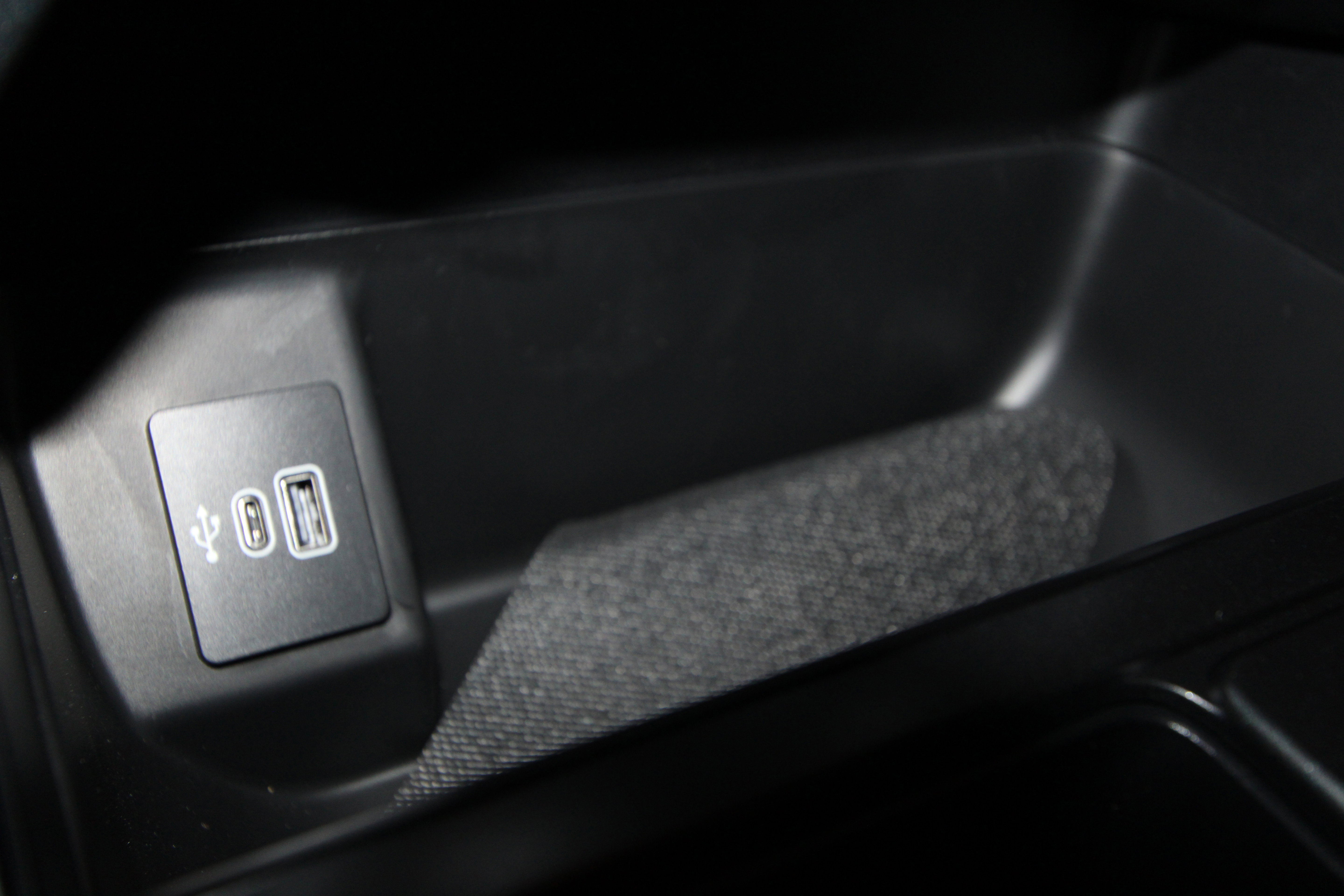 New 2026 Ford F150 XLT w/ XLT Black Appearance Package AWD/4WD image 15