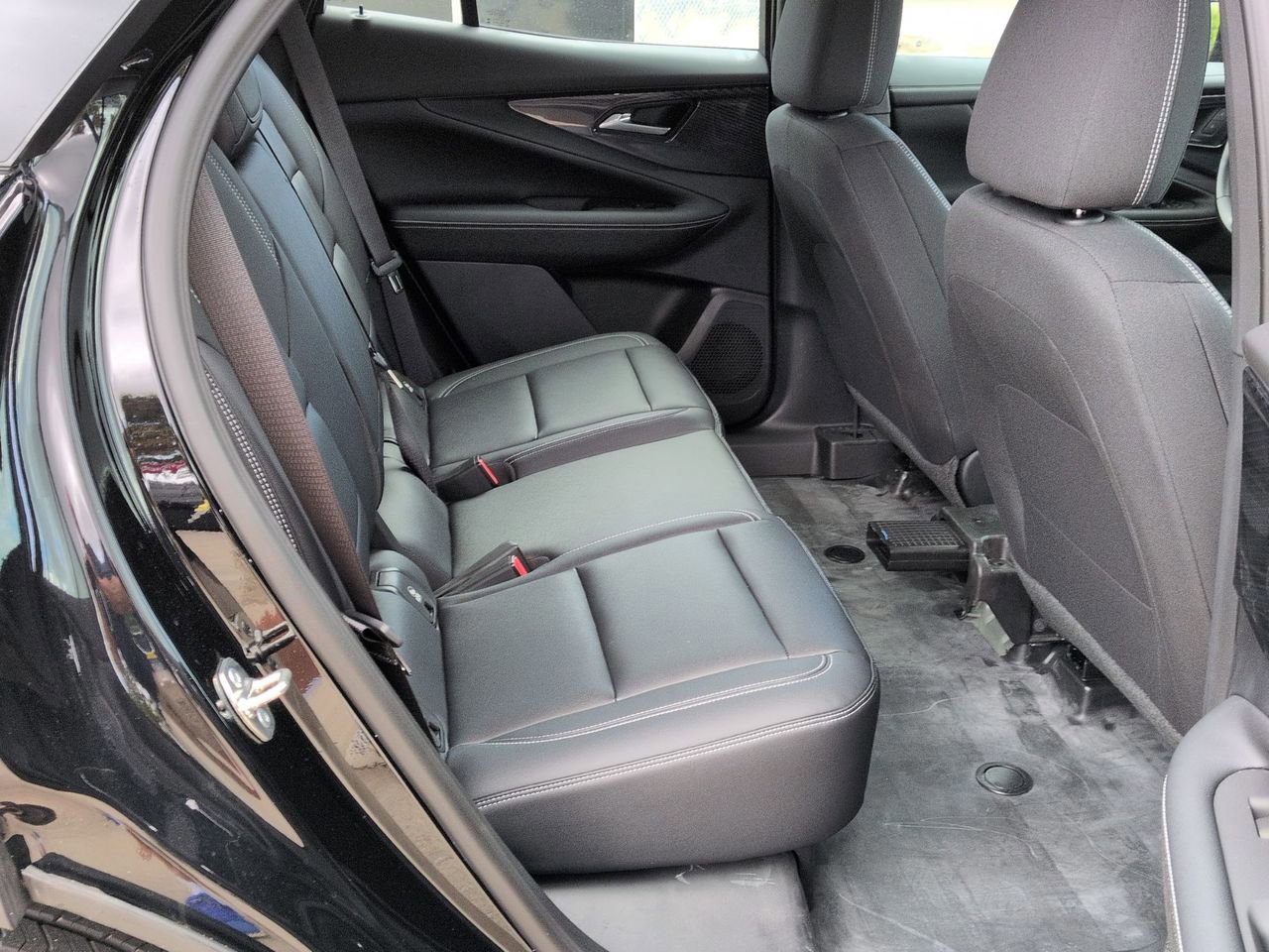 Used 2024 Chevrolet Blazer EV AWD Police image 24