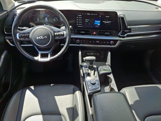 Used 2023 Kia Sportage EX AWD/4WD image 12