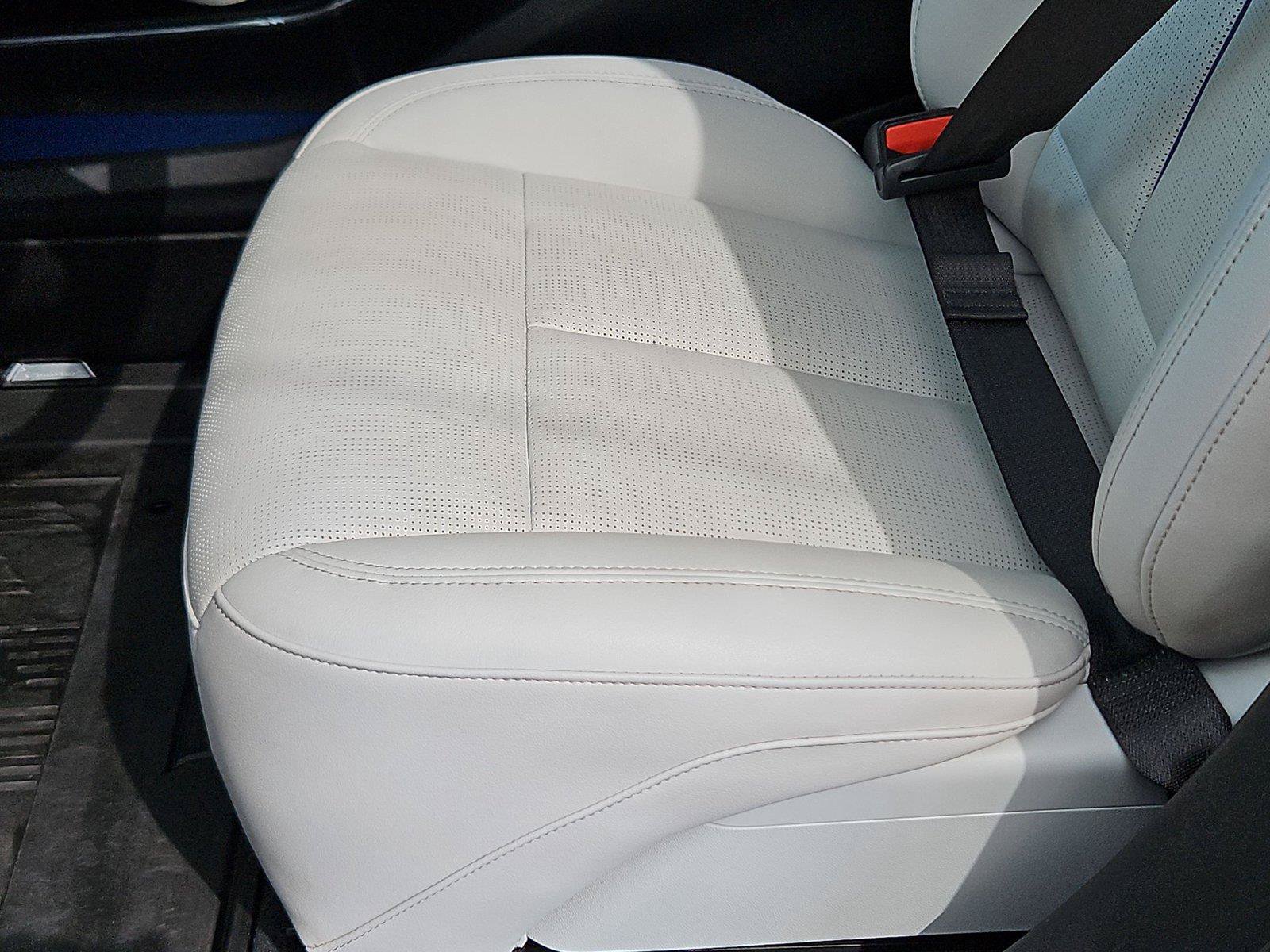 Certified 2024 Cadillac Lyriq Sport w/ LPO, Floor Liner Package AWD/4WD image 27