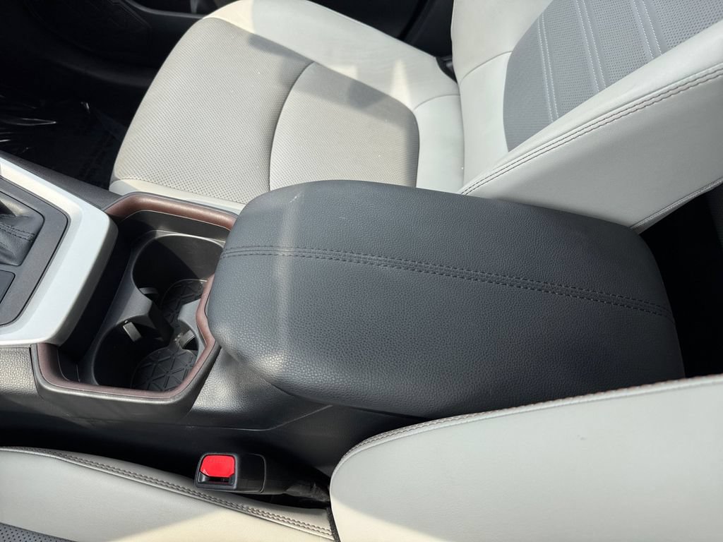 Certified 2021 Toyota RAV4 Limited AWD/4WD image 27