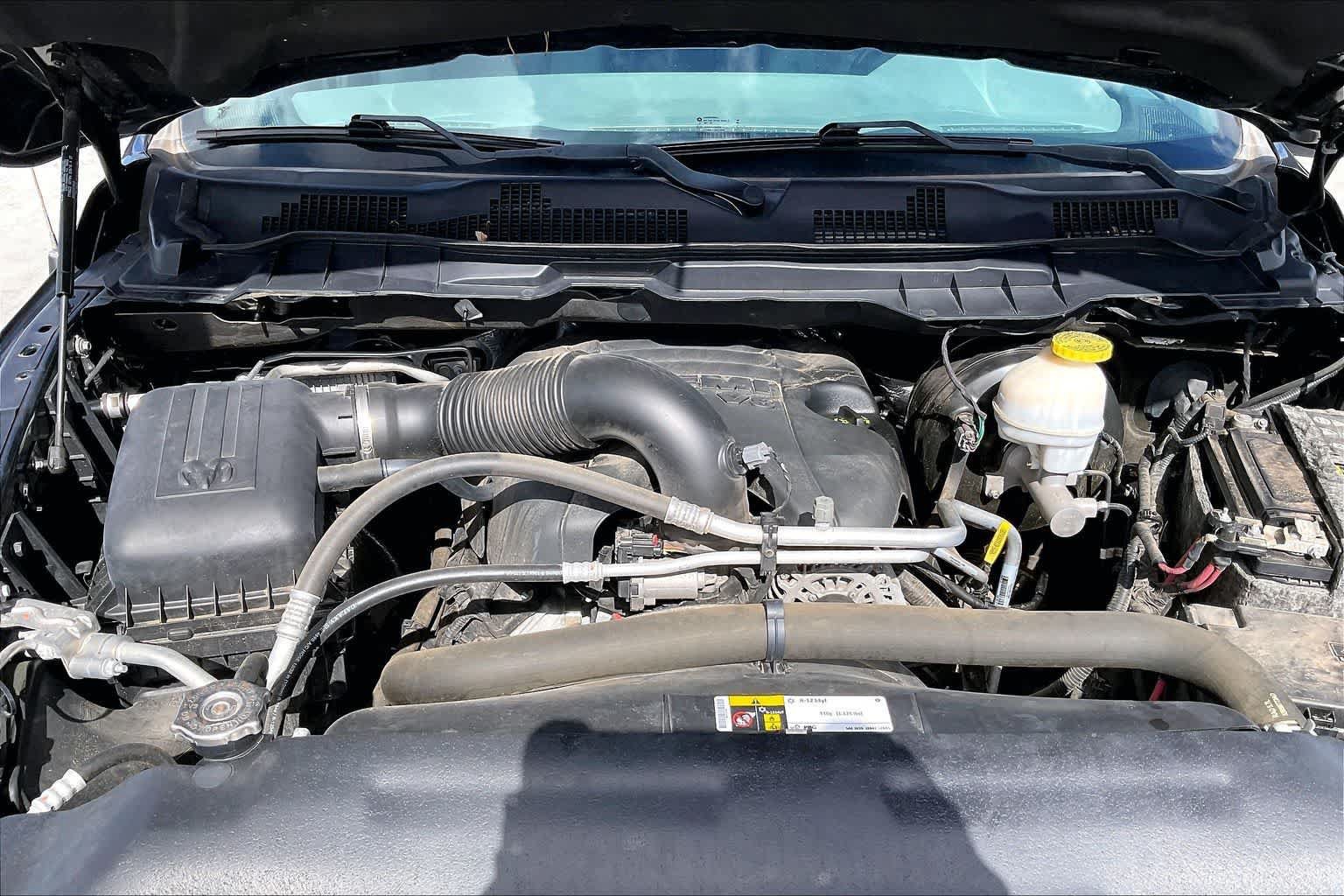 Used 2019 RAM 1500 Big Horn AWD/4WD image 9