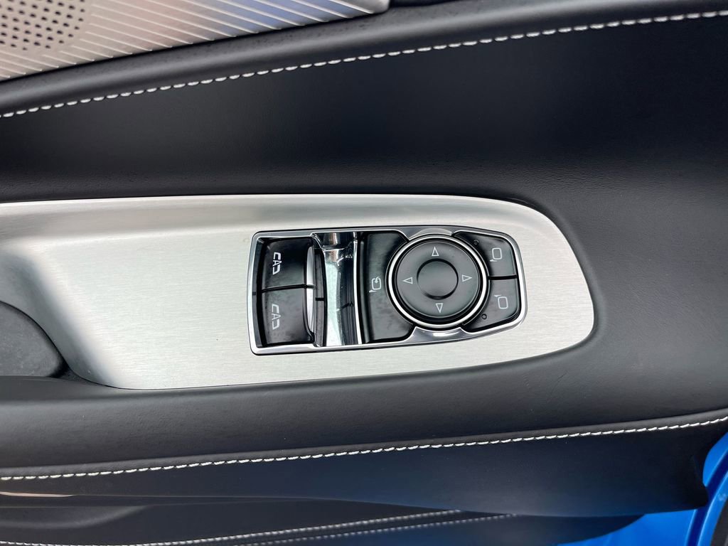 Used 2024 Chevrolet Corvette Stingray Premium Cpe w/ Z51 Performance Package image 26