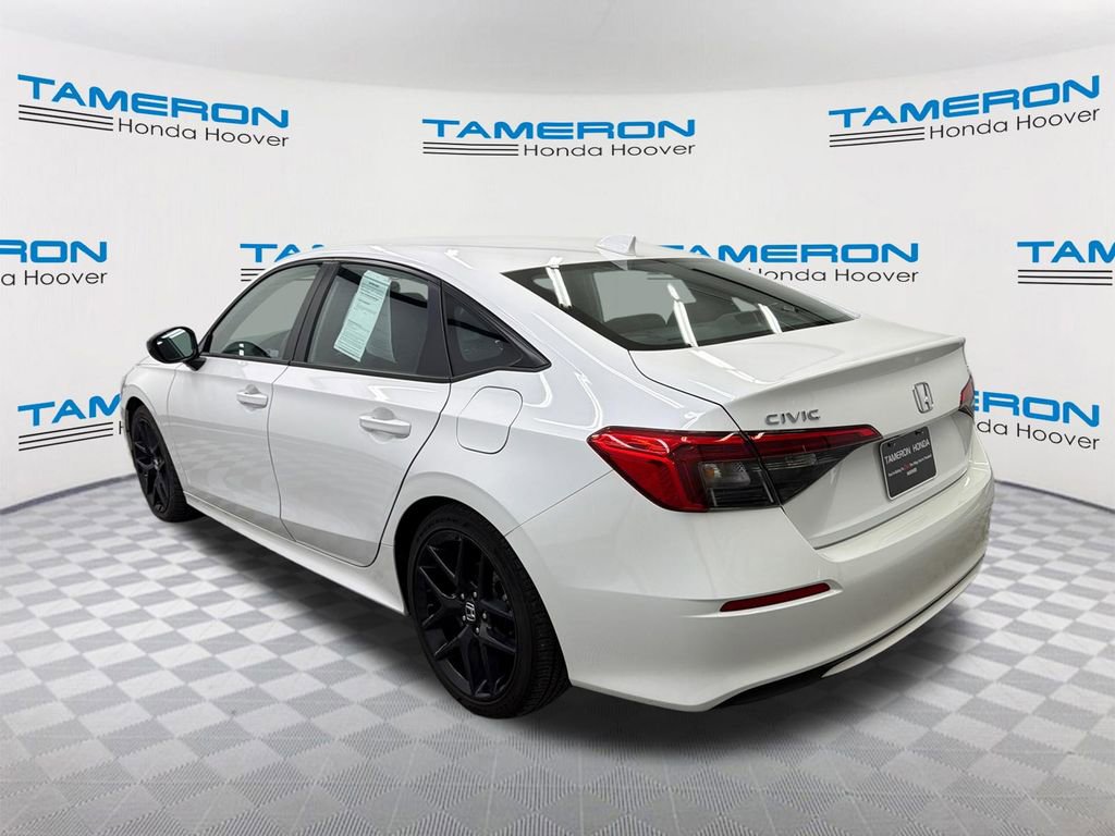 Used 2023 Honda Civic Sport image 3