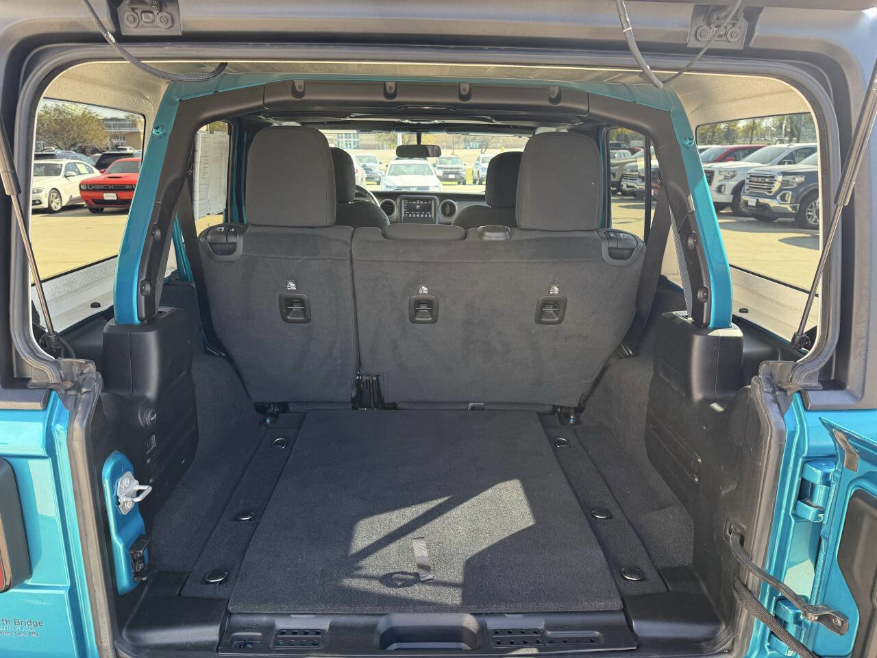 Used 2020 Jeep Wrangler Unlimited Sport S image 13