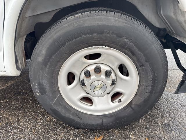 Used 2020 Chevrolet Express 2500 w/ Driver Convenience Package image 14