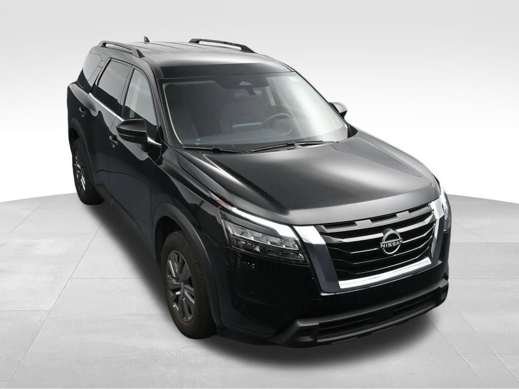 Used 2025 Nissan Pathfinder SV FWD image 24