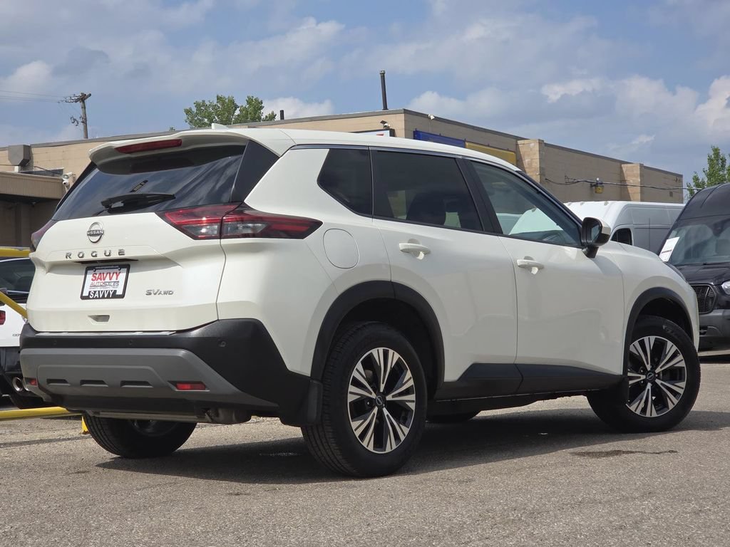 Used 2023 Nissan Rogue SV AWD/4WD image 16