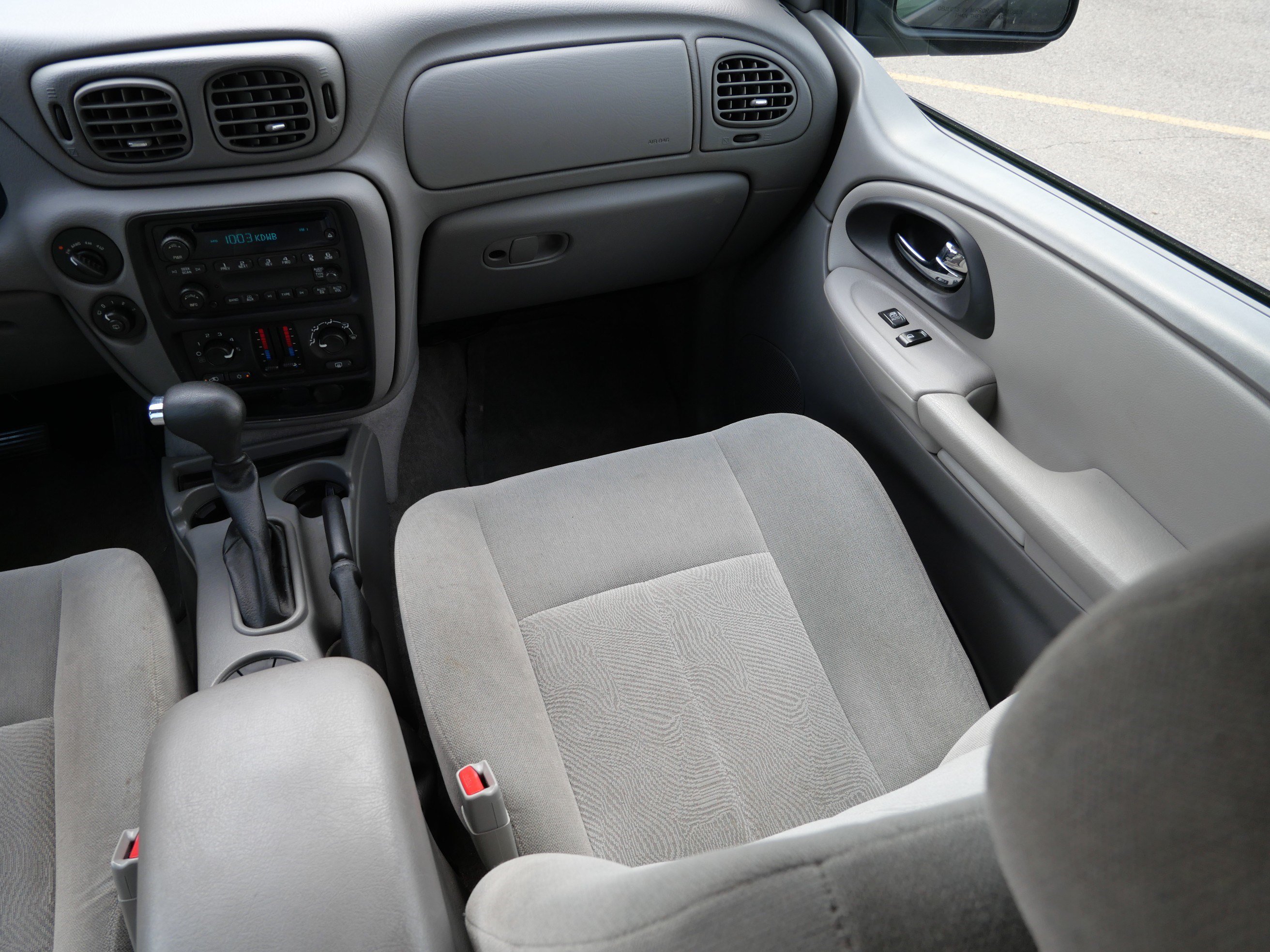 Used 2005 Chevrolet TrailBlazer LS w/ LS Preferred Equipment Group AWD/4WD image 11