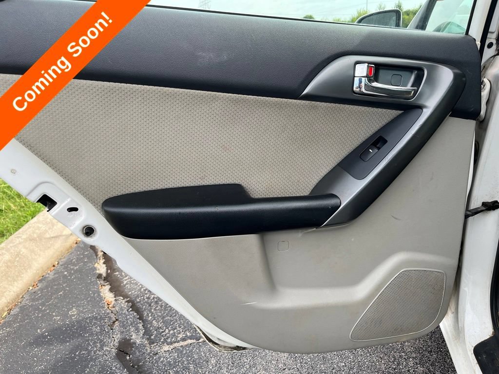 Used 2013 Kia Forte EX FWD image 25