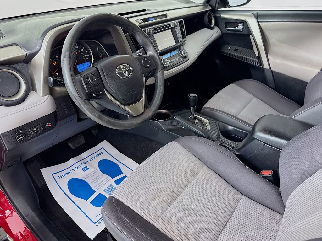 Used 2015 Toyota RAV4 XLE FWD image 10
