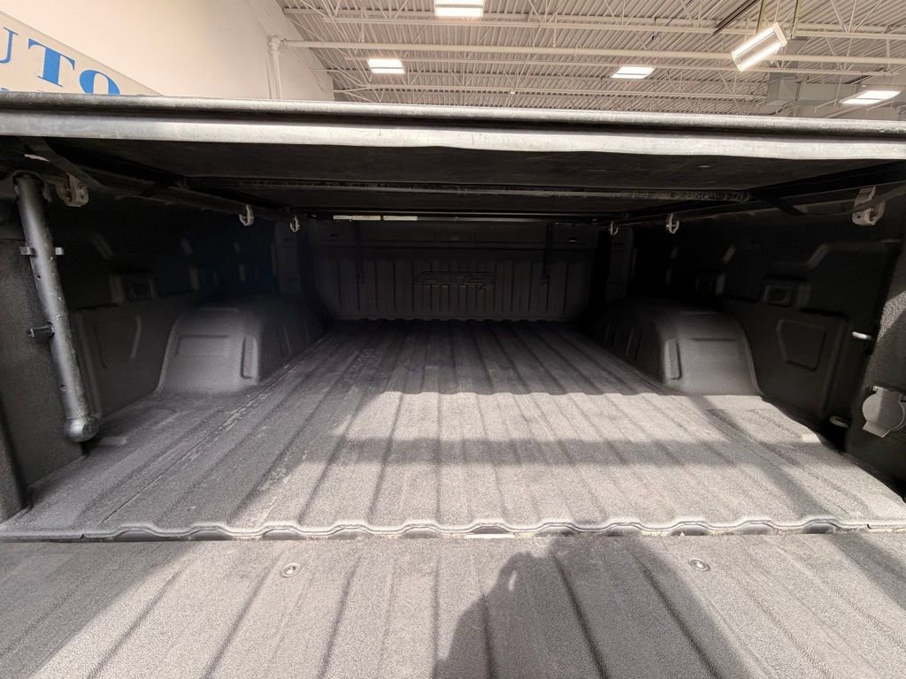 Used 2021 GMC Sierra 1500 AT4 w/ AT4 Premium Package AWD/4WD image 8